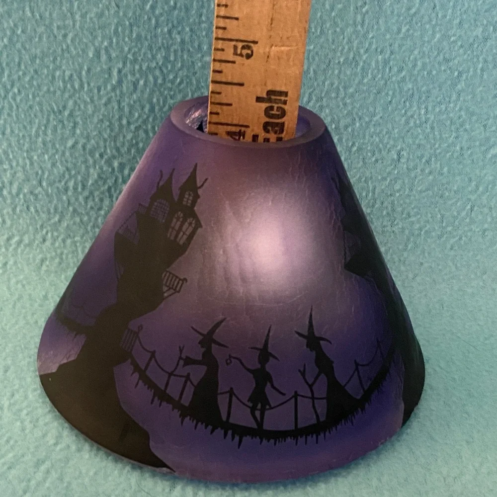 Yankee Candle vintage rare crackle shade witch silhouette full moon purple black